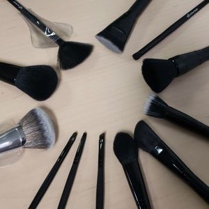 E.L.F Brush Set